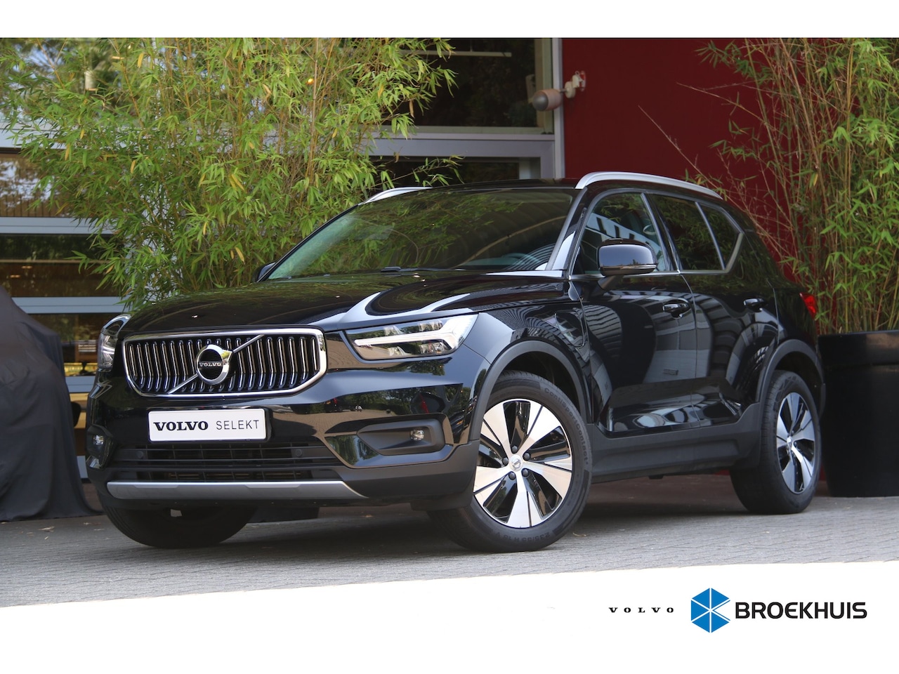 Volvo XC40 - 1.5 T5 Recharge Business Pro | Camera | Keyless | Navigatie | 18" Velgen - AutoWereld.nl