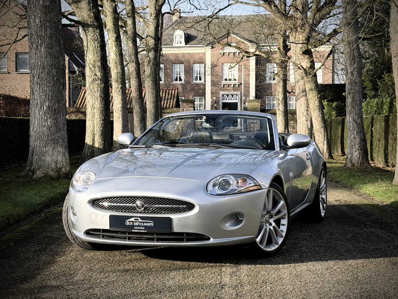 Jaguar XK - 4.2 V8 Convertible / YOUNGTIMER / FULL SERVICE FILE / XK SPECIALIST - AutoWereld.nl