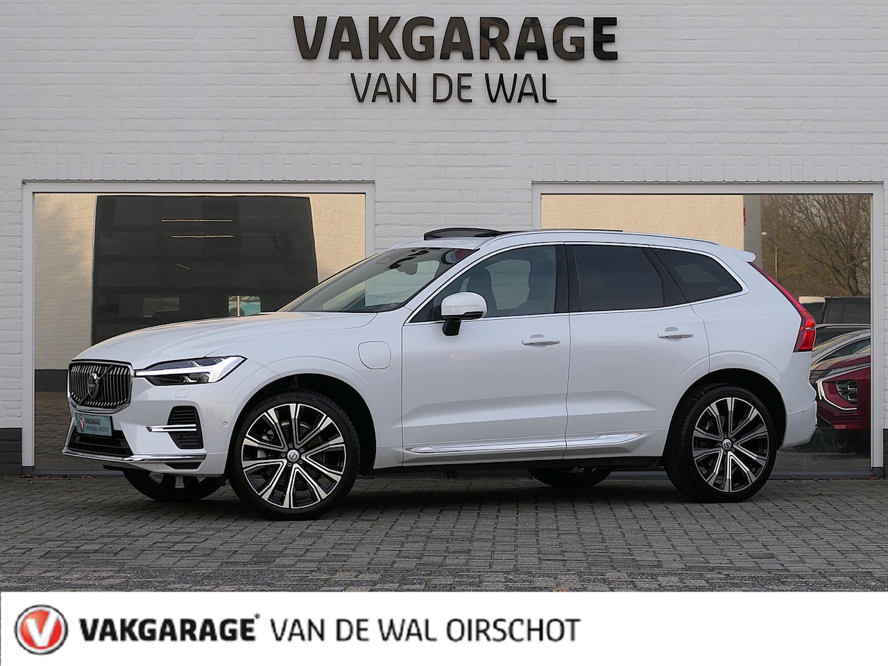 Volvo XC60 - 2.0 T8 Plug-in hybrid AWD Ultimate Bright | Panoramadak | Head-up display | 360°-camera | - AutoWereld.nl