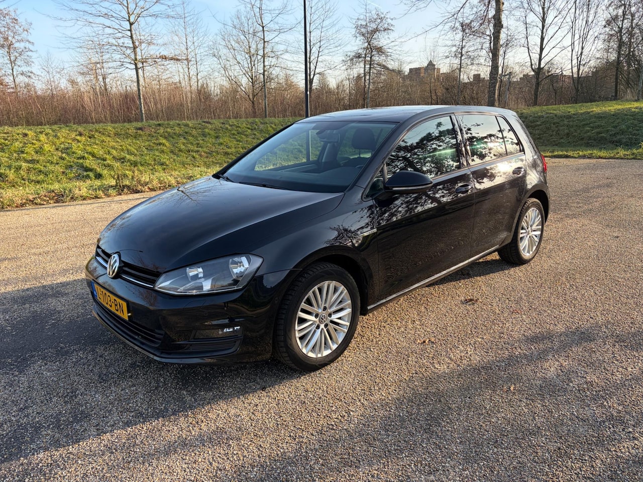 Volkswagen Golf - 1.2 TSI CUP Edition 5 Drs Zwart Stoel ver. - AutoWereld.nl