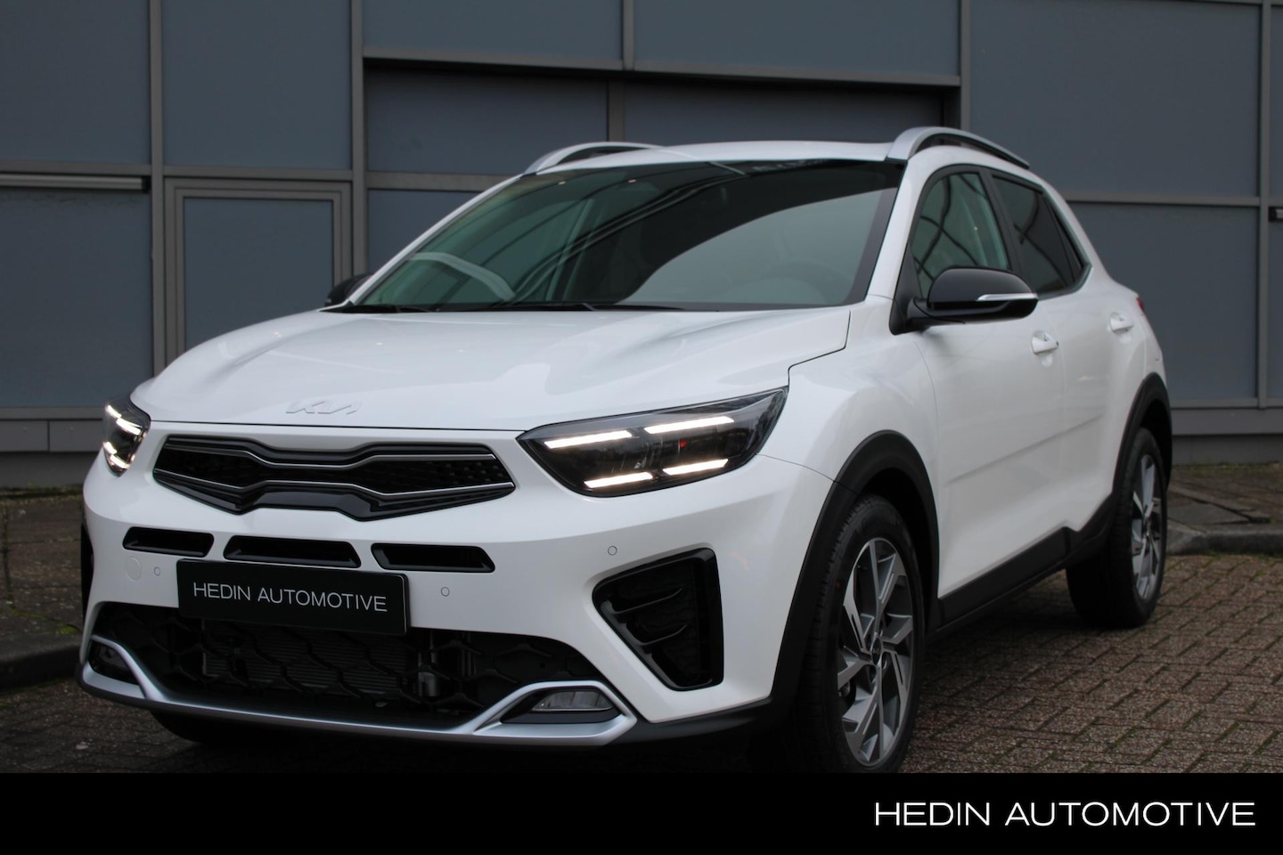 Kia Stonic - 1.0 T-GDi MHEV GT-PlusLine ACTIE | Direct Beschikbaar | RIJKLAAR €30.500 | Full Option | C - AutoWereld.nl