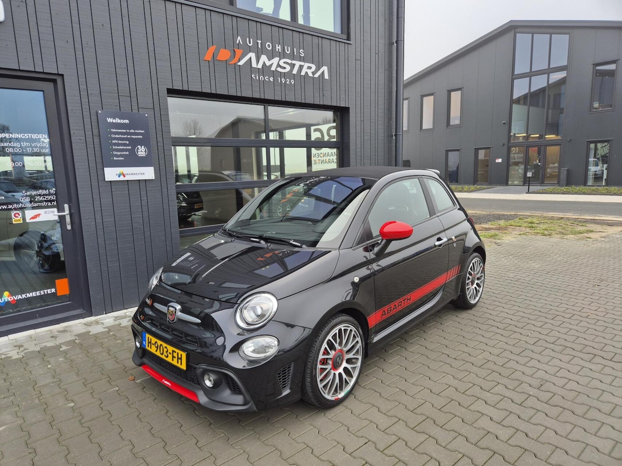 Fiat 500 Abarth - 1.4 T-Jet 595|Cabrio|Airco|Stoelverwarming|Uniek!| - AutoWereld.nl
