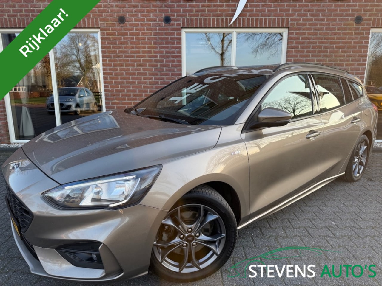 Ford Focus Wagon - 1.0 EcoB. ST-line Bns CARPLAY / ANDROID / LED / DAB+ / NAVI / CL - AutoWereld.nl