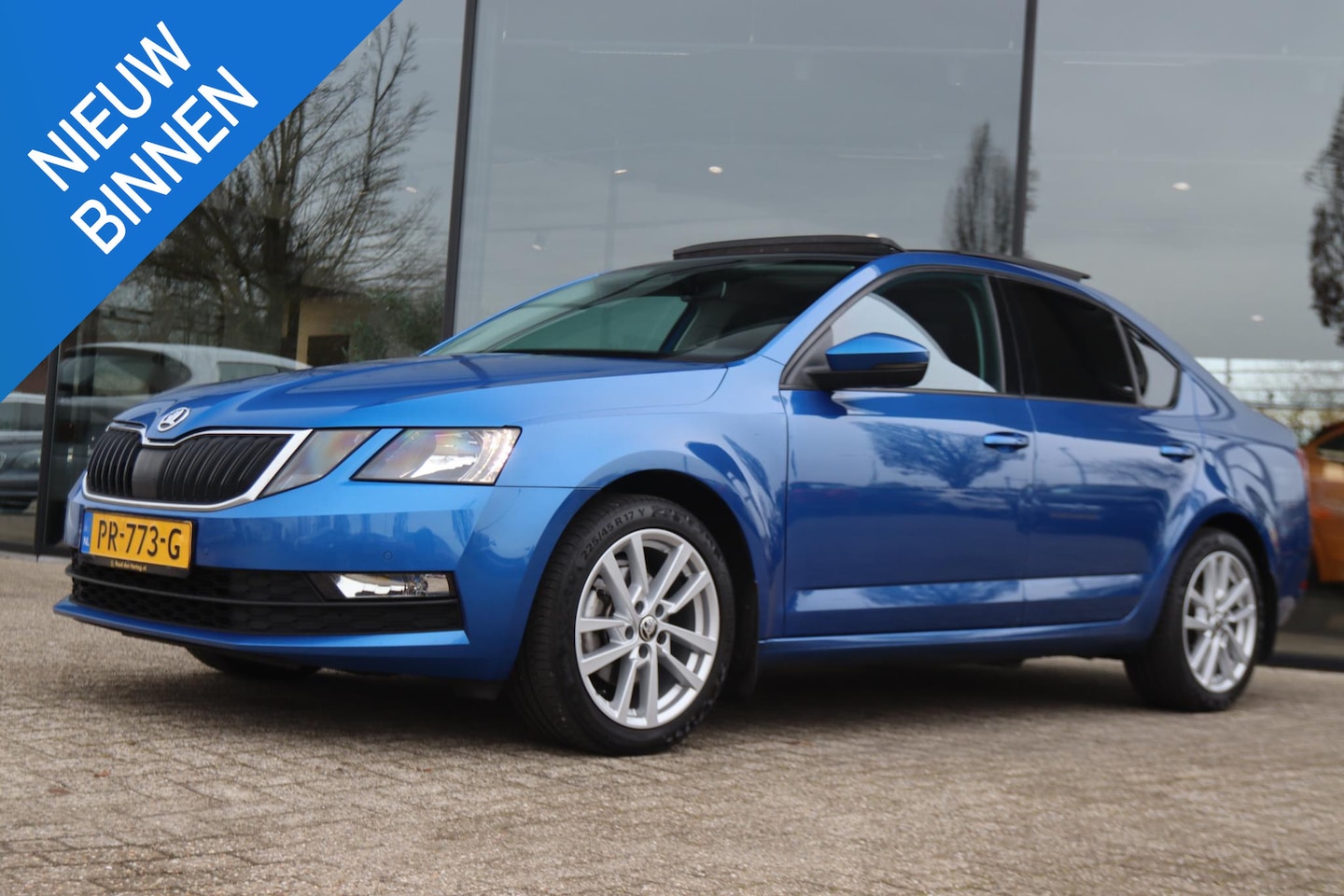 Skoda Octavia - 1.0 TSI GT AMBITION BUSINESS | PANO | CARPLAY | CAMERA | TREKHAAK | ADAPT. CRUISE - AutoWereld.nl
