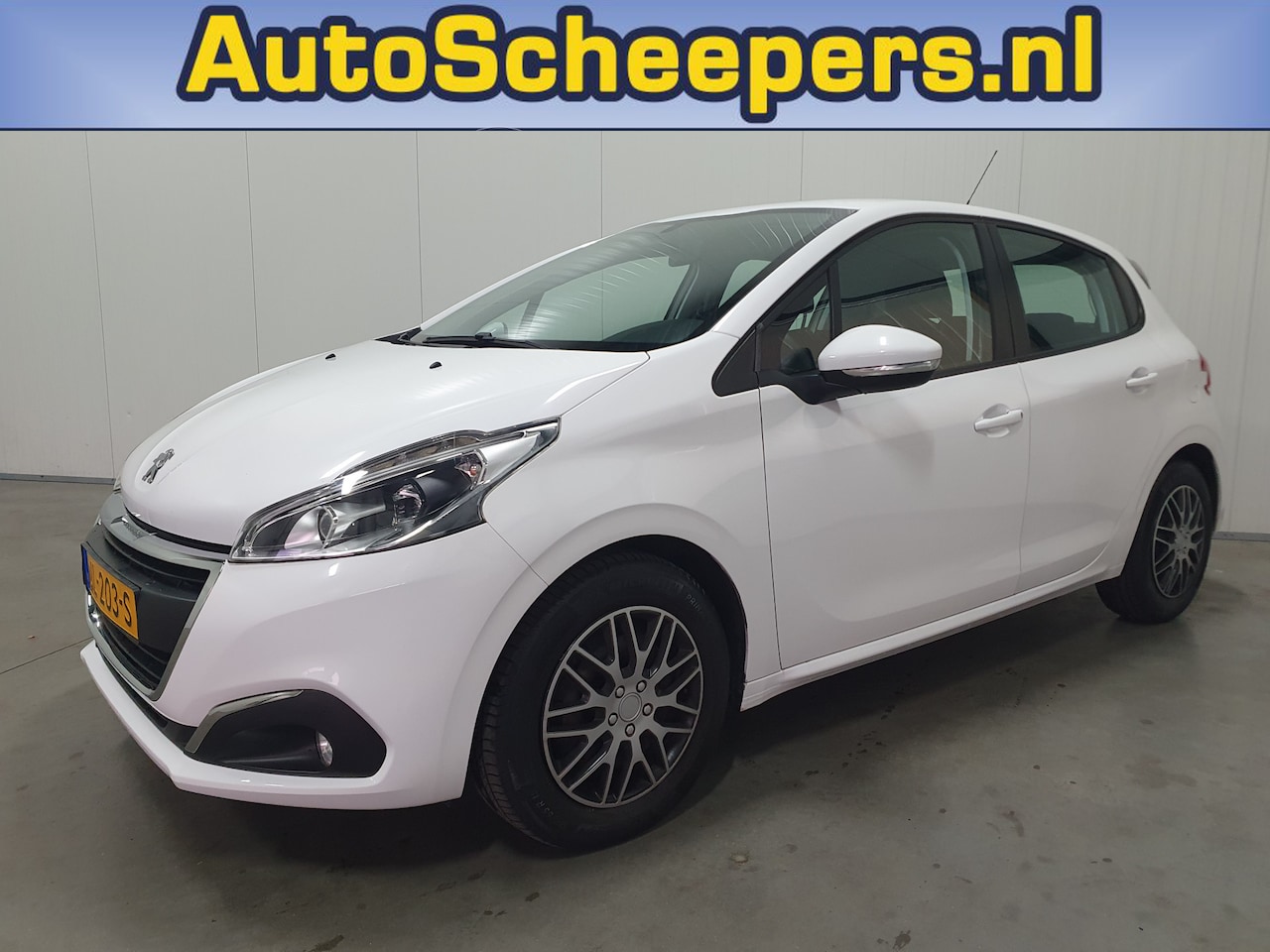 Peugeot 208 - 1.2 PureTech Blue Lion NAVI/PDC/CRUISE/TRHAAK/AIRCO - AutoWereld.nl