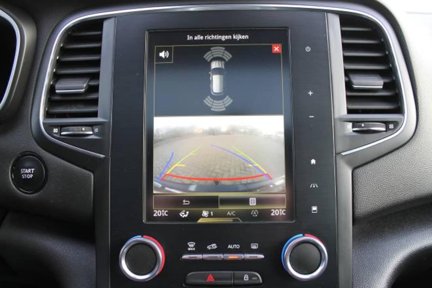 Renault Mégane - Hatchback 1.3 TCe 140pk Limited Aut. Trekhaak