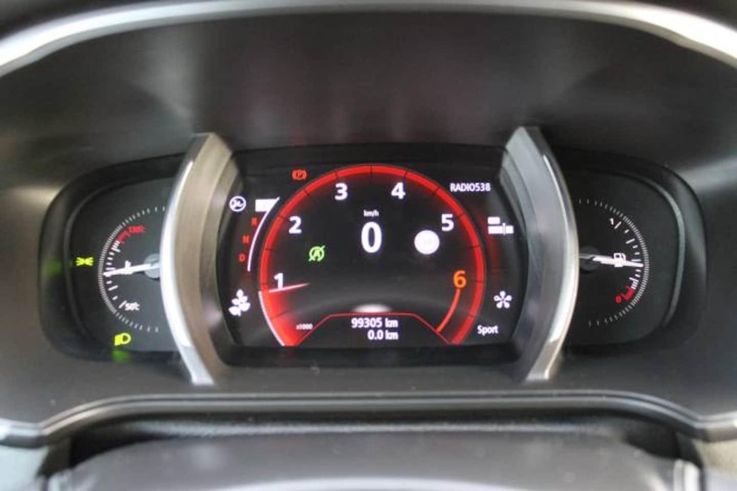 Renault Mégane - Hatchback 1.3 TCe 140pk Limited Aut. Trekhaak