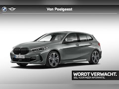 BMW 1-serie - 118i M-Sport / Glazen Schuifdak / M-Achterspoiler / Achteruitrij Camera / Klasse 3 Alarm /