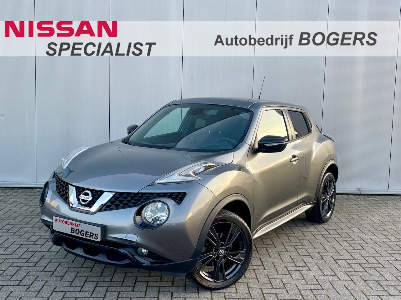 Nissan Juke - 1.2 DIG-T S/S N-Connecta Navigatie, Climate Control, Cruise Control, 18"Lm, Achteruitrijca - AutoWereld.nl