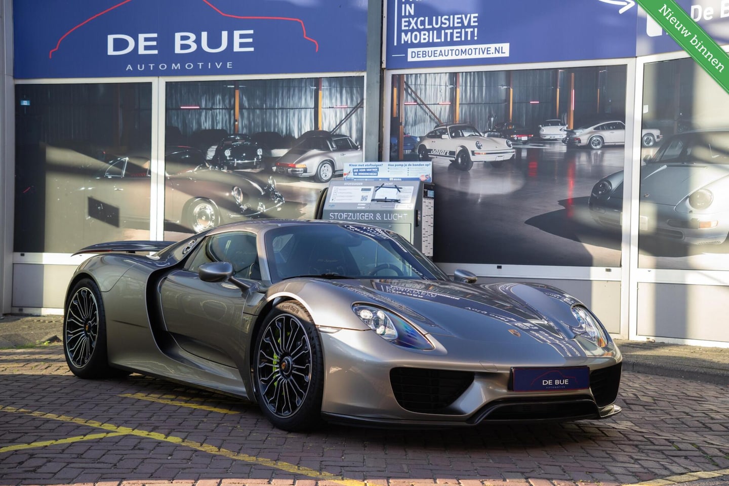 Porsche 918 Spyder - | org. NL | Liquid Silver | Carbon | Lift |Dealer Onderhouden - AutoWereld.nl