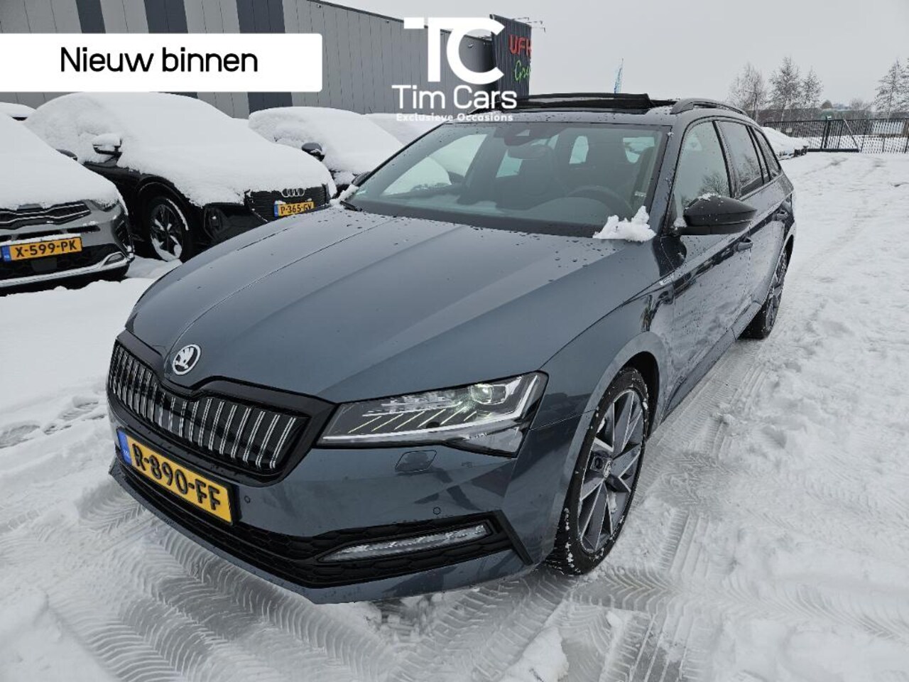 Skoda Superb Combi - 1.4 TSI iV Sportline Automaat | Panoramadak | Stoelverwarming voor en achter | Stuurwielve - AutoWereld.nl