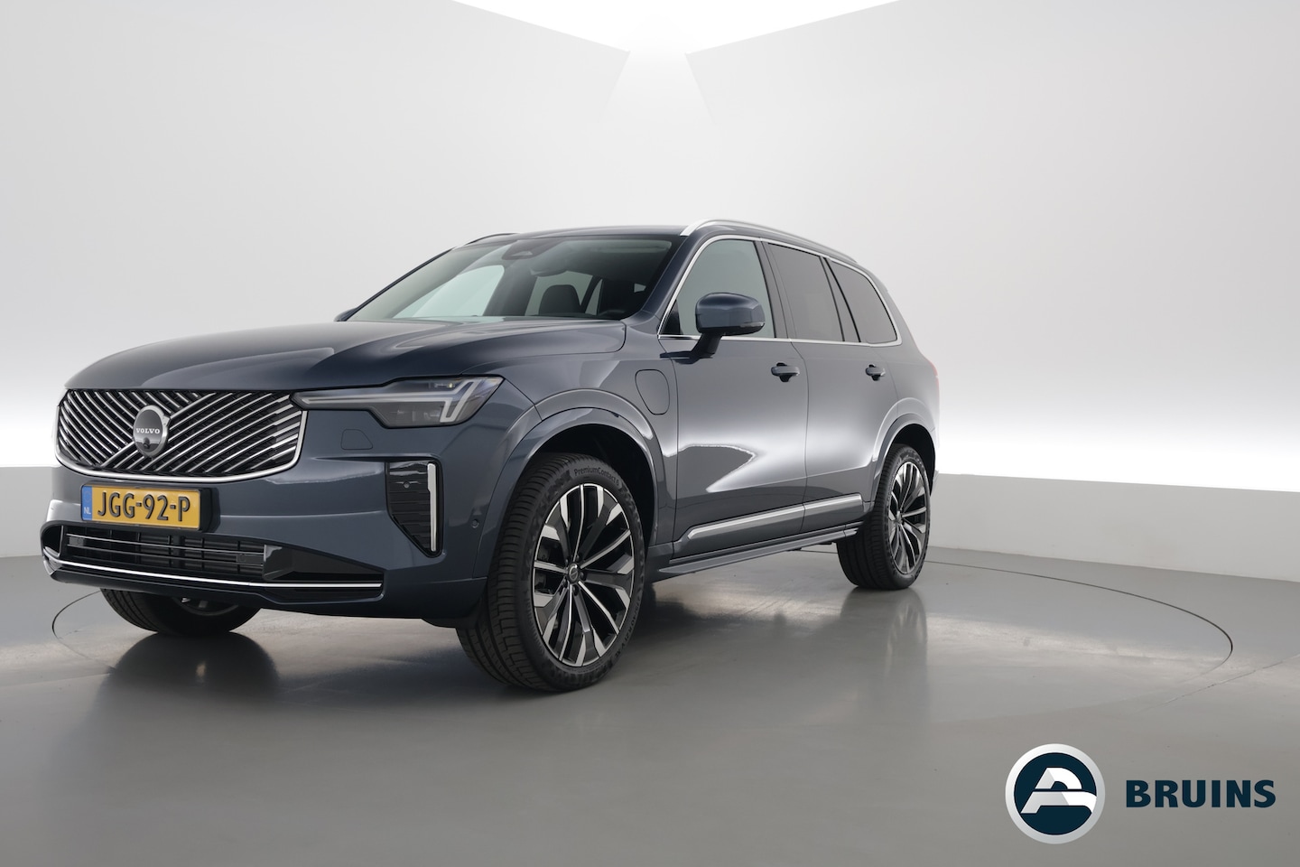Volvo XC90 - T8 Recharge Plus Bright | Bowers & Wilkins | Stoelventilatie | HUD | Luchtvering | 360cam - AutoWereld.nl