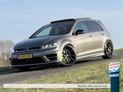 Volkswagen Golf - 7 2.0 TSI R 300PK 4Motion / Pano / Porsche remmen / Carbon stuur / Dynaudio / Dcc / Acc /