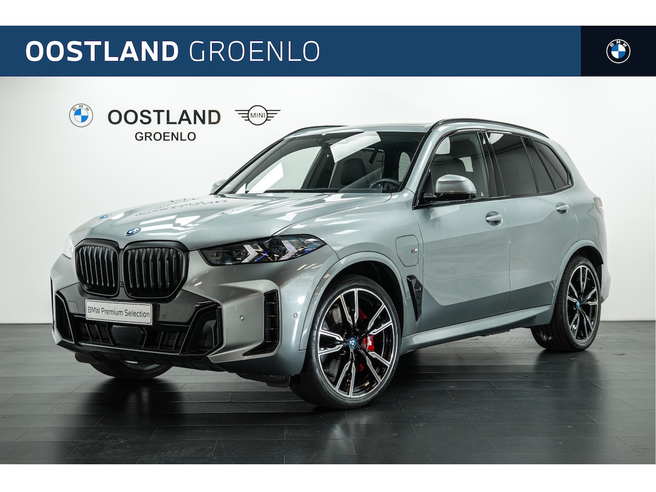 BMW X5 - xDrive50e M Sport Automaat / Panoramadak / Trekhaak / Massagefunctie / Adaptieve LED / Sof - AutoWereld.nl