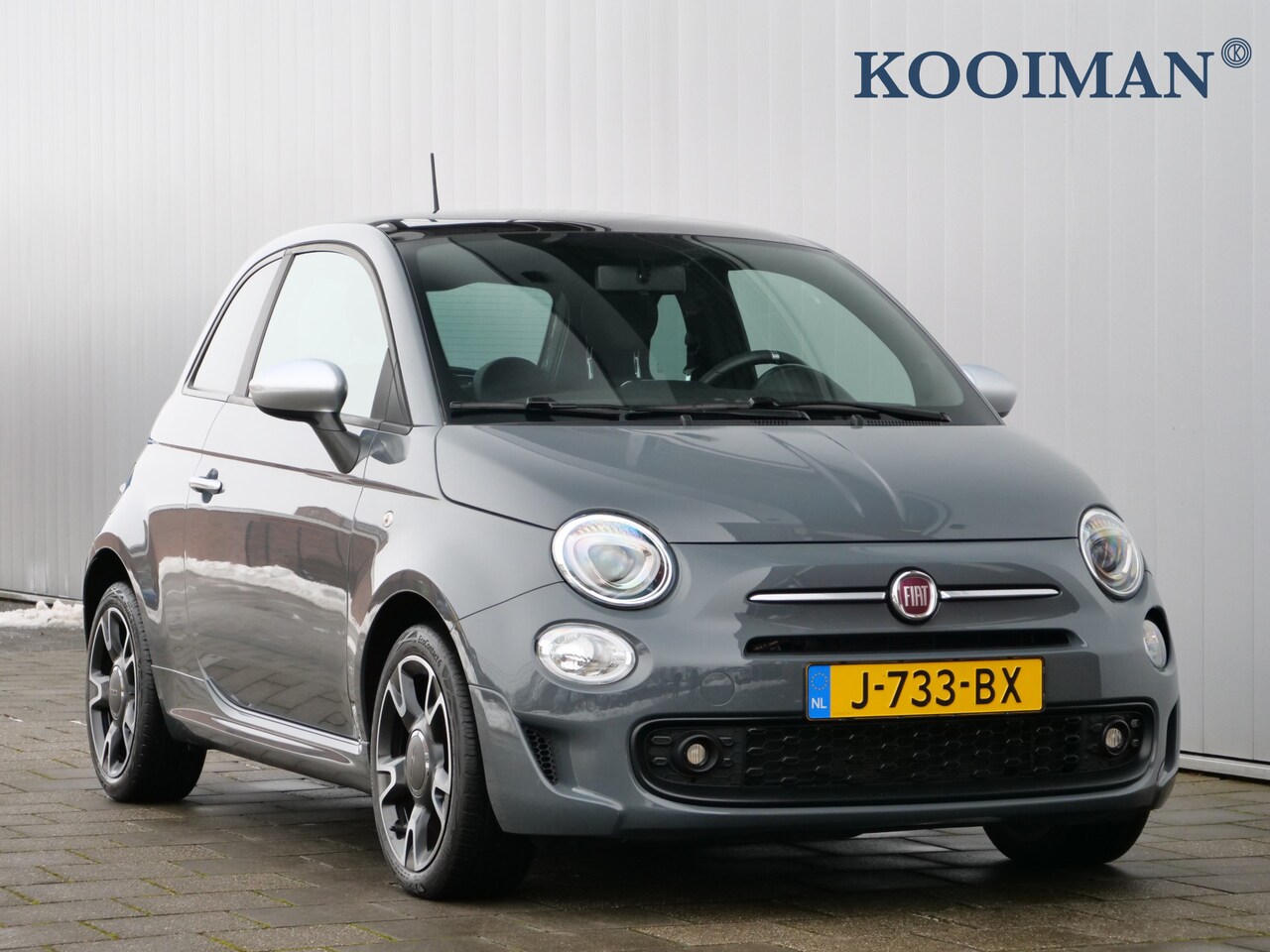 Fiat 500 - 1.0 Hybrid Rockstar 70 Pk Pano-dak / PDC / DAB / Apple Carplay - AutoWereld.nl