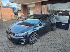 Volkswagen Golf - 1.4 TSI GTE, Panorama, Leer, Camera, PDC, NAP
