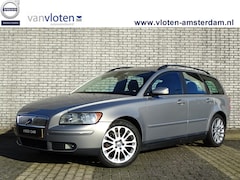 Volvo V50 - 2.4 Summum | YOUNGTIMER | BTW-auto | Premium Sound | Schuifdak NIEUWJAARSACTIE van toepass