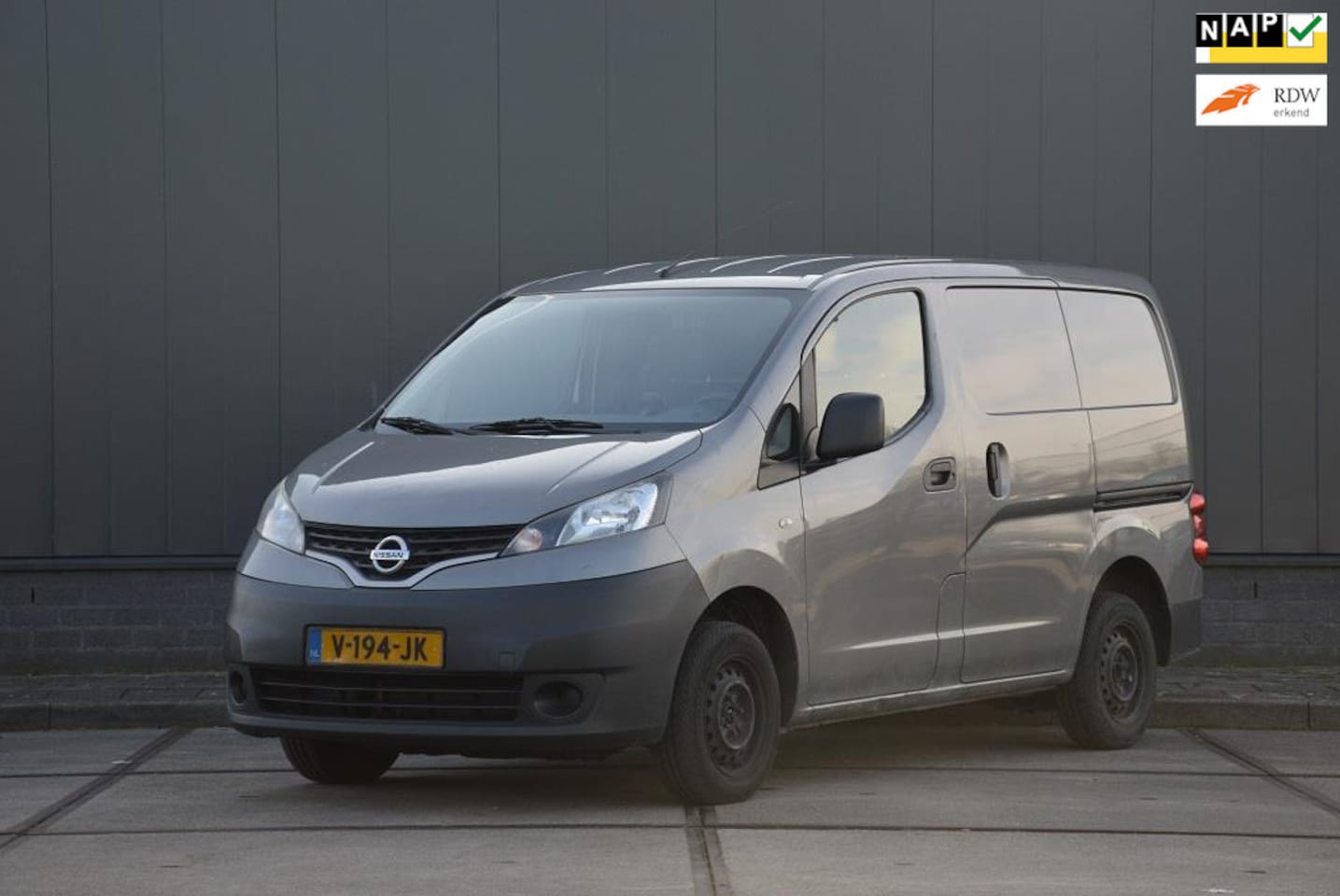 Nissan NV200 - 1.5 dCi Optima Euro 6 90PK Airco dubbel schuifdeur - AutoWereld.nl