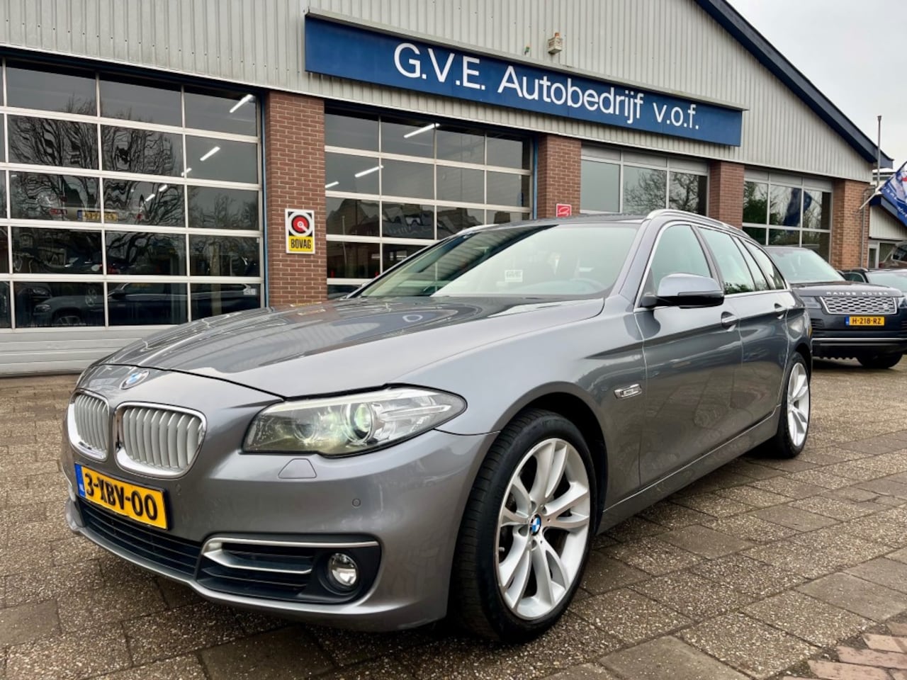 BMW 5-serie - 520i High Executive 520I HIGH EXECUTIVE,NL AUTO,LEER,STOELVERW. - AutoWereld.nl