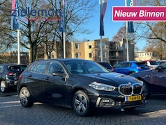 BMW 1-serie - 116d Business Edition Automaat - Navi, Trekhaak afn