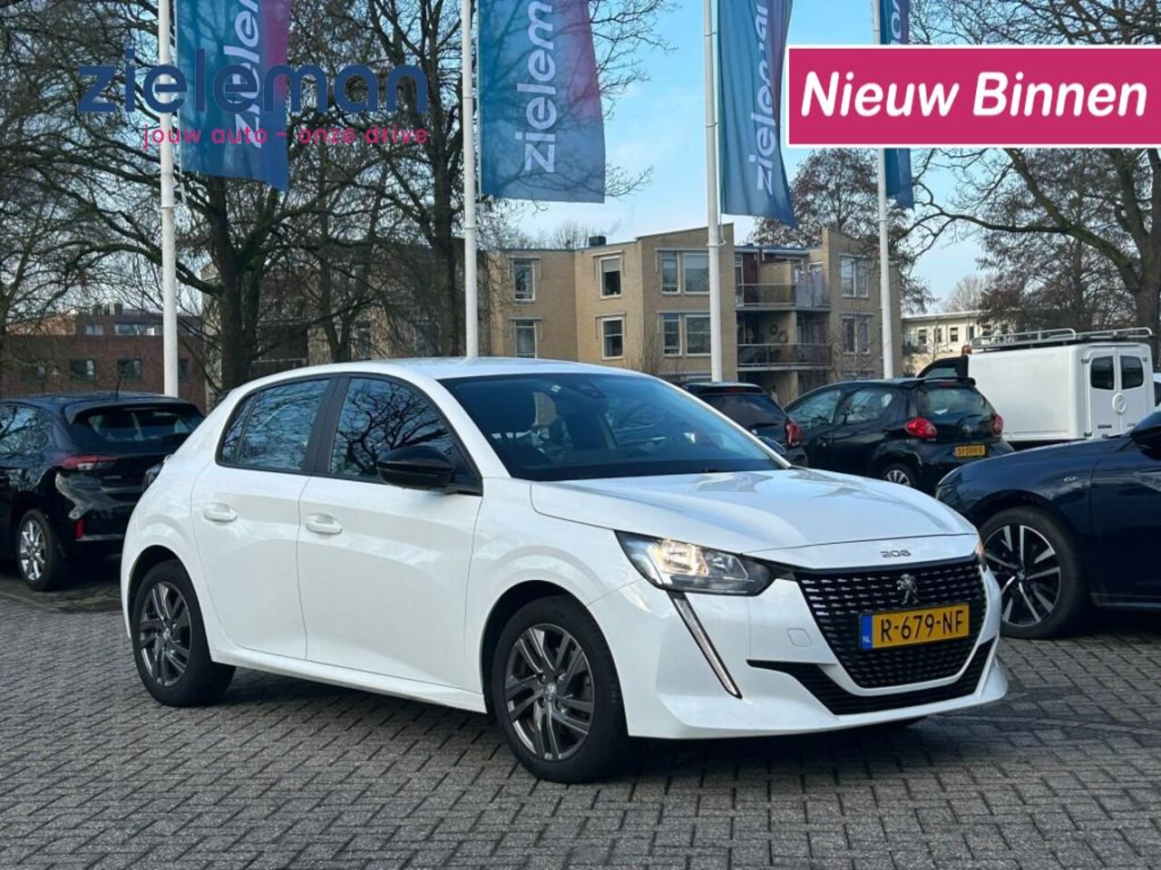 Peugeot 208 - 1.2 PureTech Active Pack - Carplay, Navi, Cruise - AutoWereld.nl