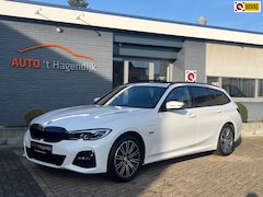 BMW 3-serie Touring - 330e High Exe M-sport pano trekh laser