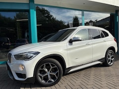 BMW X1 - 18i X-LINE SPORT, Navi, Leder Sportstoelen, LED, 18'', Cruise, P