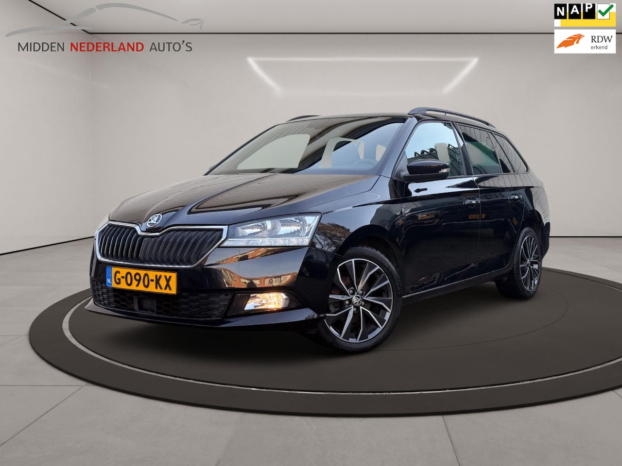 Skoda Fabia Combi - 1.0 TSI Style * PRIVACY GLASS * STOELVERWARMING * PARKEERSENSOREN * CAR PLAY * - AutoWereld.nl