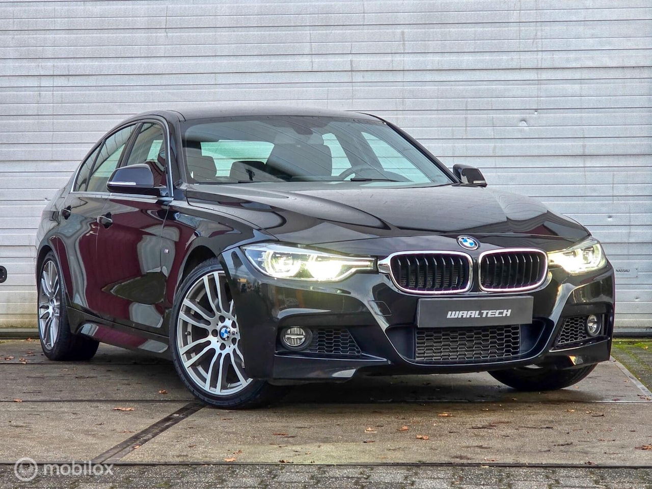 BMW 3-serie - 318i M Sport 318i M Sport - AutoWereld.nl