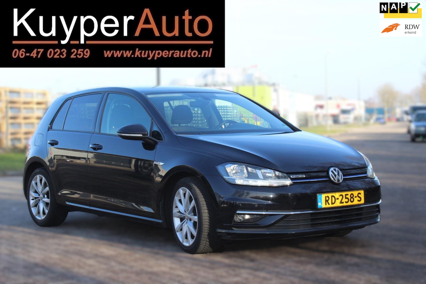Volkswagen Golf - 1.5 TSI Highline bluemotion automaat apple car play multi media camera - AutoWereld.nl