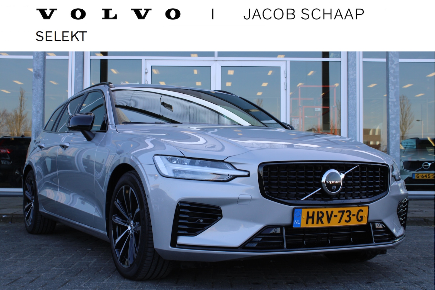 Volvo V60 - T6 Automaat Plug-in hybrid AWD Plus Dark | Trekhaak | H&K Audio | 360 Camera | Verw. Stoel - AutoWereld.nl