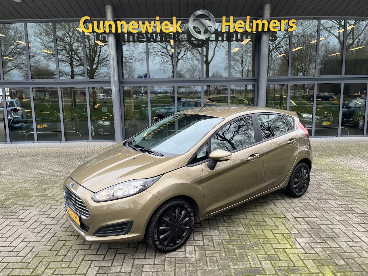 Ford Fiesta - 1.0 Style | ALL SEASON | BLUETOOTH | CLIMATE CONTROL - AutoWereld.nl
