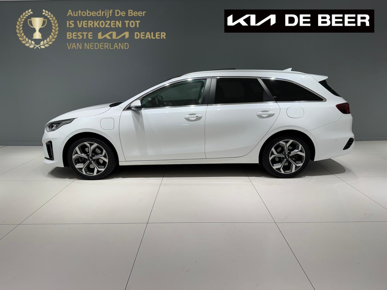 Kia Cee'd Sportswagon - Ceed Sw 1.6 GDi 141PK PHEV DCT ExecutliveLine Afn Trekhaak - AutoWereld.nl