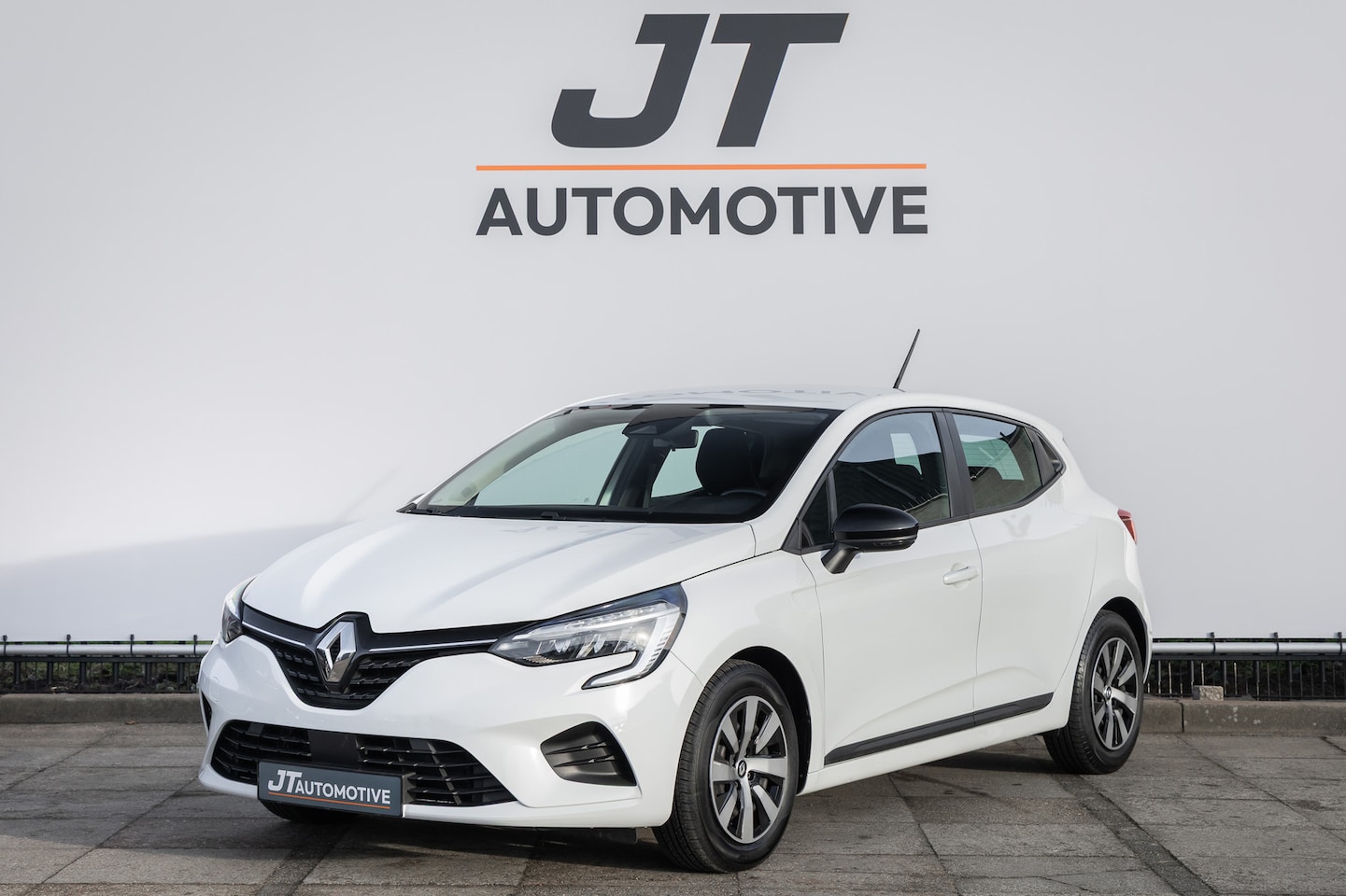 Renault Clio - 1.6 ET Hybride 145 Equilibre | Cruise Control | Carplay - AutoWereld.nl