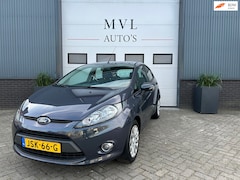 Ford Fiesta - 1.4 Titanium / APK / VOL AUTOMAAT / RIJKLAAR