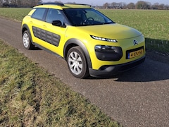 Citroën C4 Cactus - 1.2 PureTech Feel Nieuwe koppeling en distributieketting plus uitgebreide onderhoudshistorie!