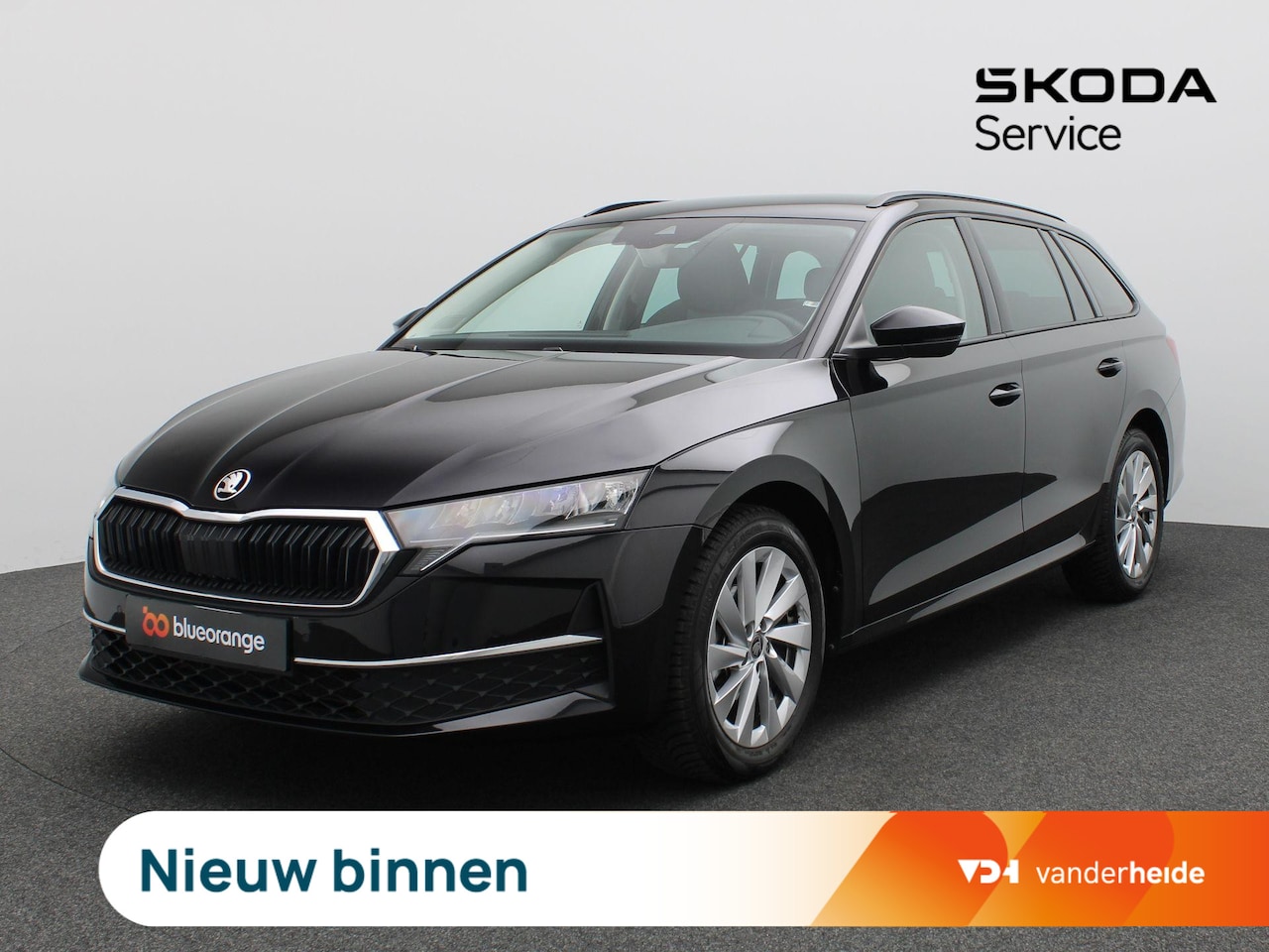 Skoda Octavia Combi - 1.5 TSI MHEV Selection 115PK DSG Adaptieve Cruise Control, Parkeersensoren voor en achter, - AutoWereld.nl