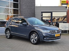 Volkswagen Tiguan - Tiguan - 1.4 TSI eHybrid elegance | Trekhaak | Stoelverwarming | 4-seizoenbanden | Stuurve