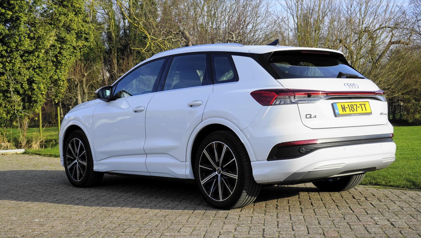 Audi Q4 e-tron - 40 Launch edition Advanced Plus 77 kWh Trekhaak SOH 92% - AutoWereld.nl