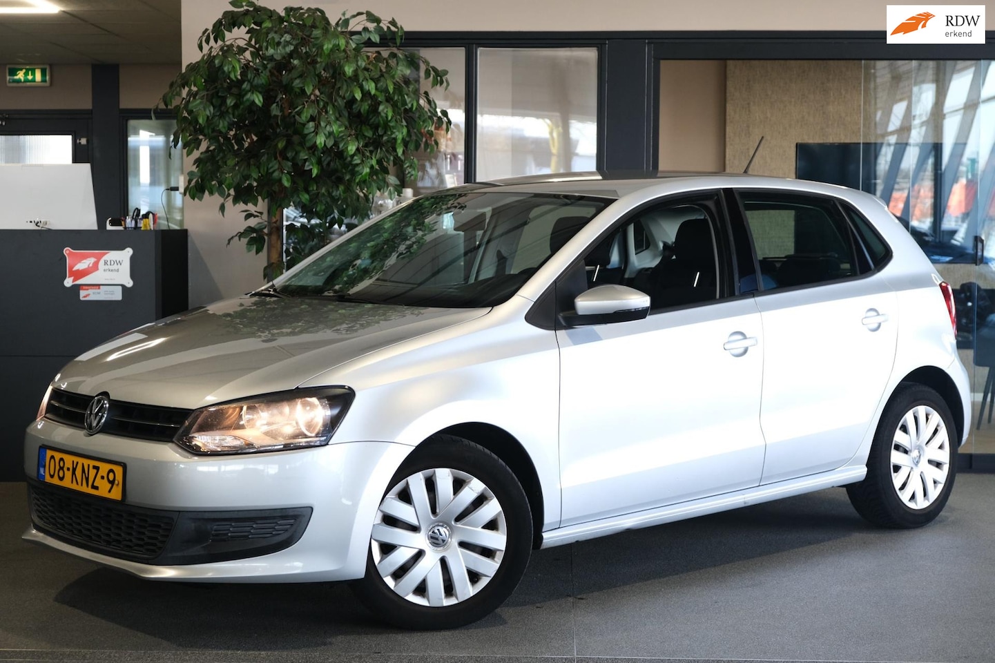 Volkswagen Polo - 1.4-16V Comfortline DSG 86PK CarPlay - AutoWereld.nl