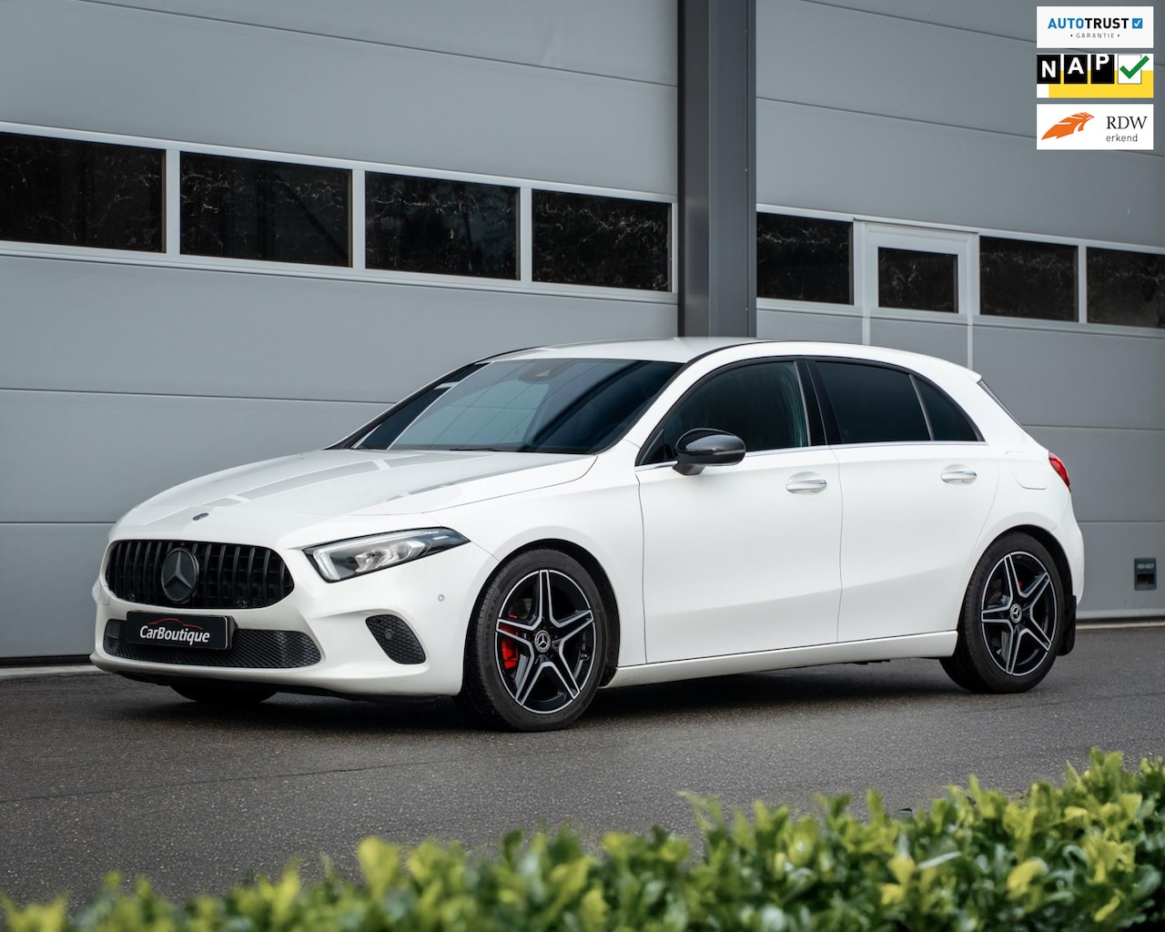 Mercedes-Benz A-klasse - 160 AMG I Camera I Carplay I Cruise Control I NAP I BTW I - AutoWereld.nl