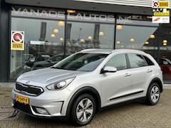 Kia Niro - 1.6 GDi Hybrid DynamicLine Navi Clima Cruise Camera Trekhaak NAP NL-Auto Volledig Dealeron