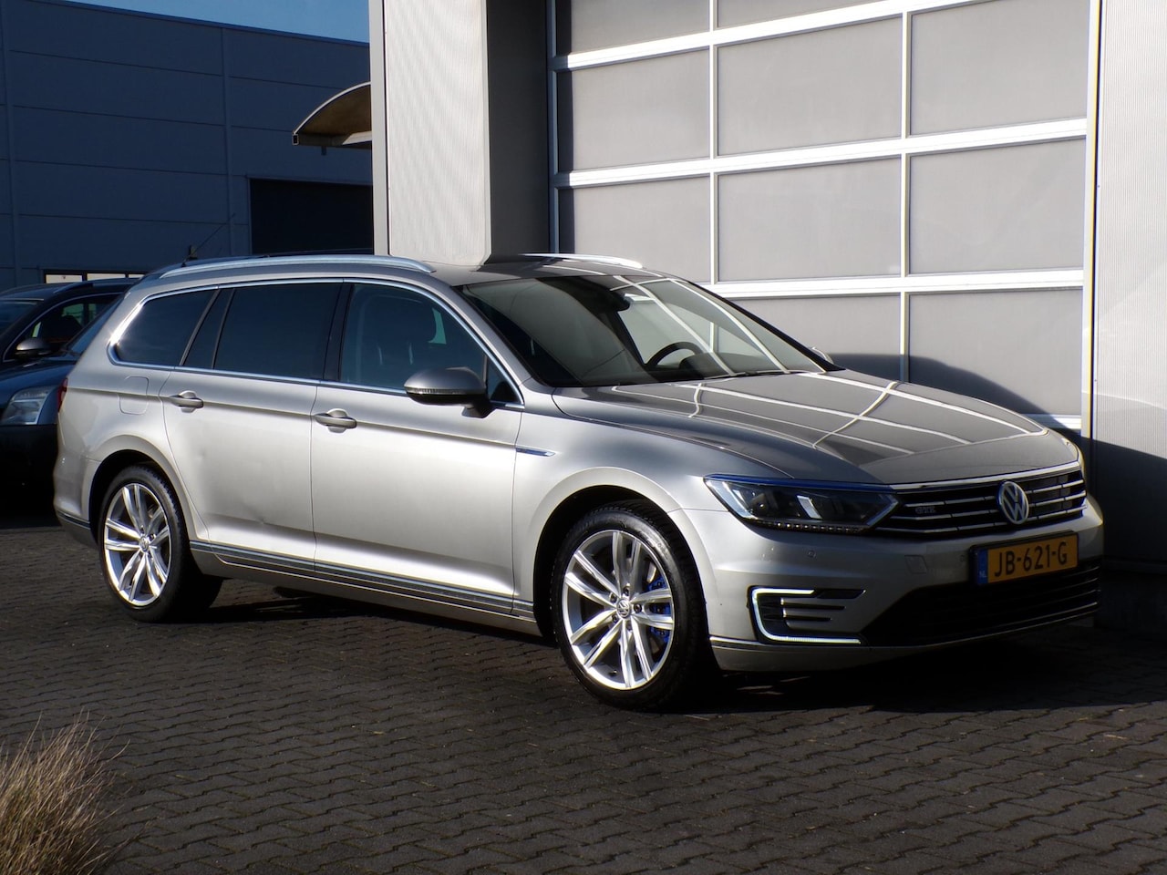 Volkswagen Passat Variant - 1.4 TSI GTE Highline Panodak/Stoelverw/Camera!! - AutoWereld.nl