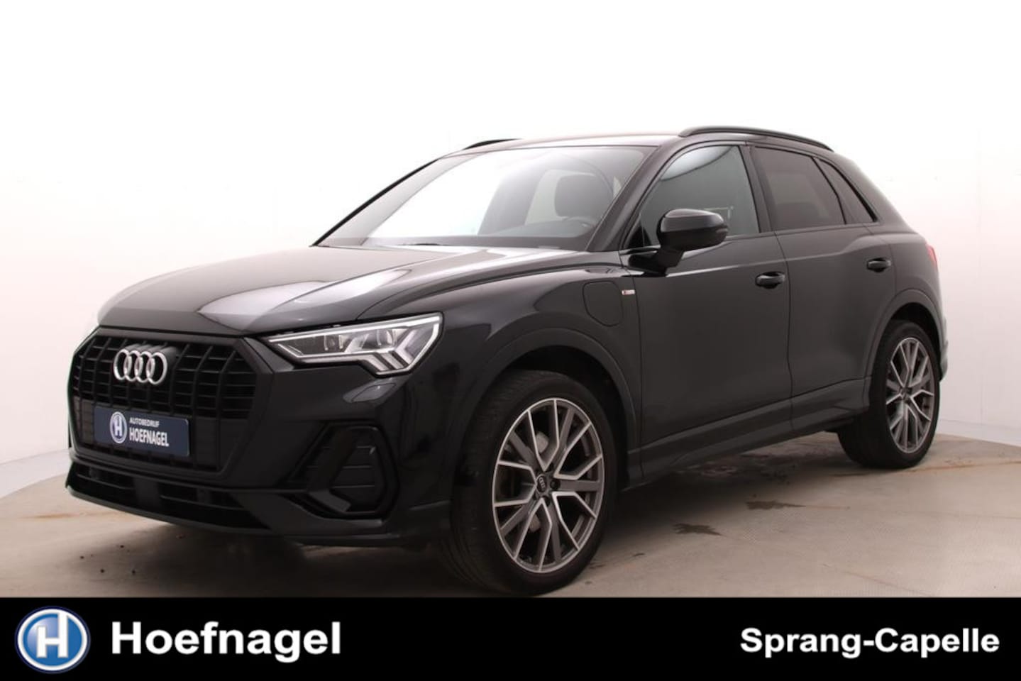 Audi Q3 - 45 TFSI e S edition | Trekhaak | Adaptive Cruise | 360 Camera | Stoelverw. | CarPlay | - AutoWereld.nl
