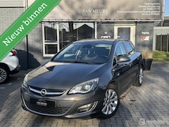 Opel Astra - 1.4 Turbo Sport, Cruise, airco, xenon, apk 11-2026