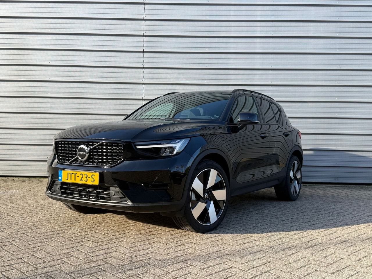 Volvo XC40 - T4 211PK Plus Dark | HK Audio | Memory | Getint Glas | Cruise Control | Stoel&Stuur Verw. - AutoWereld.nl