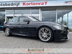 BMW 3-serie - 320i Upgrade Edition M pakket/bomvolle auto zie foto's en info