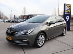 Opel Astra Sports Tourer - 1.0 Turbo Business Executive Stoel/Stuur vw, BLIS, Keyless, Carplay Prijspakker