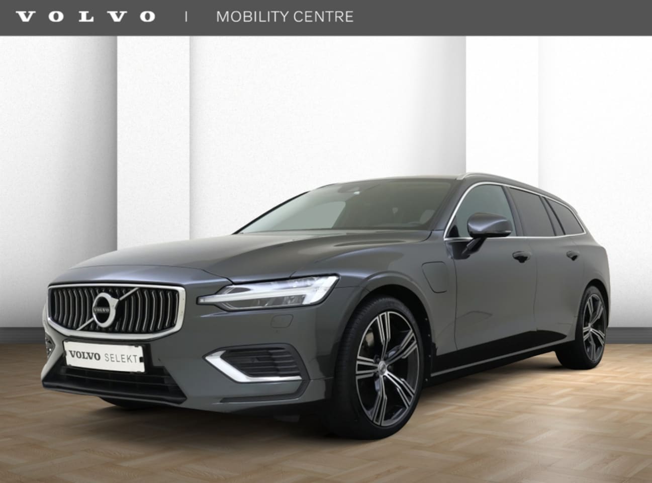 Volvo V60 - 2.0 T8 AWD R-Design | Trekhaak | 19" Velgen | Leder | - AutoWereld.nl