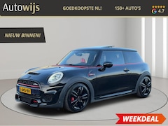 MINI John Cooper Works - 2.0 Works|231PK|AUT|PANO|GROOTNAVI|LEDER|LED